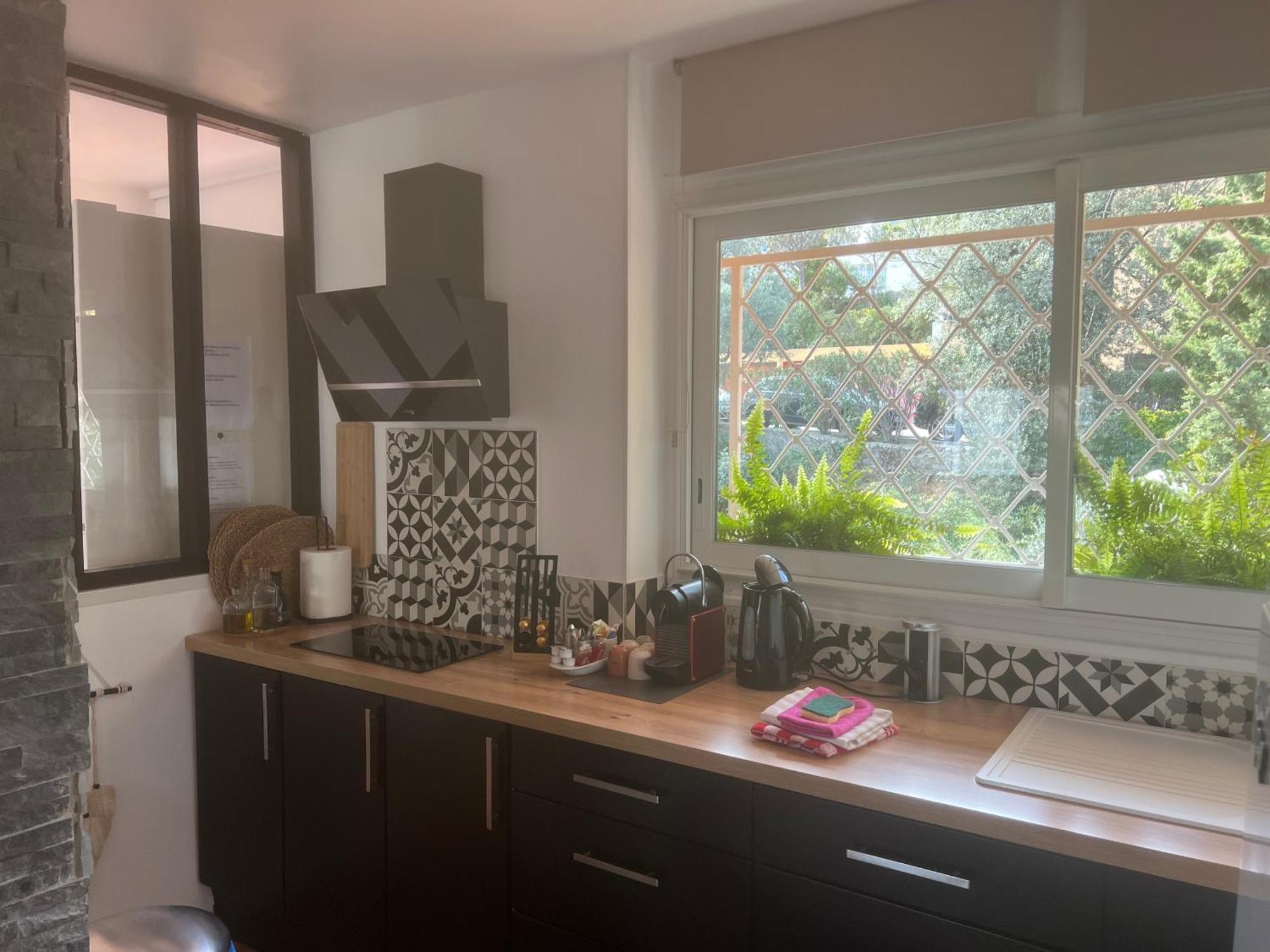 Magnifique Appartement A Cassis,Parking,2 Pas Du Port Exterior photo
