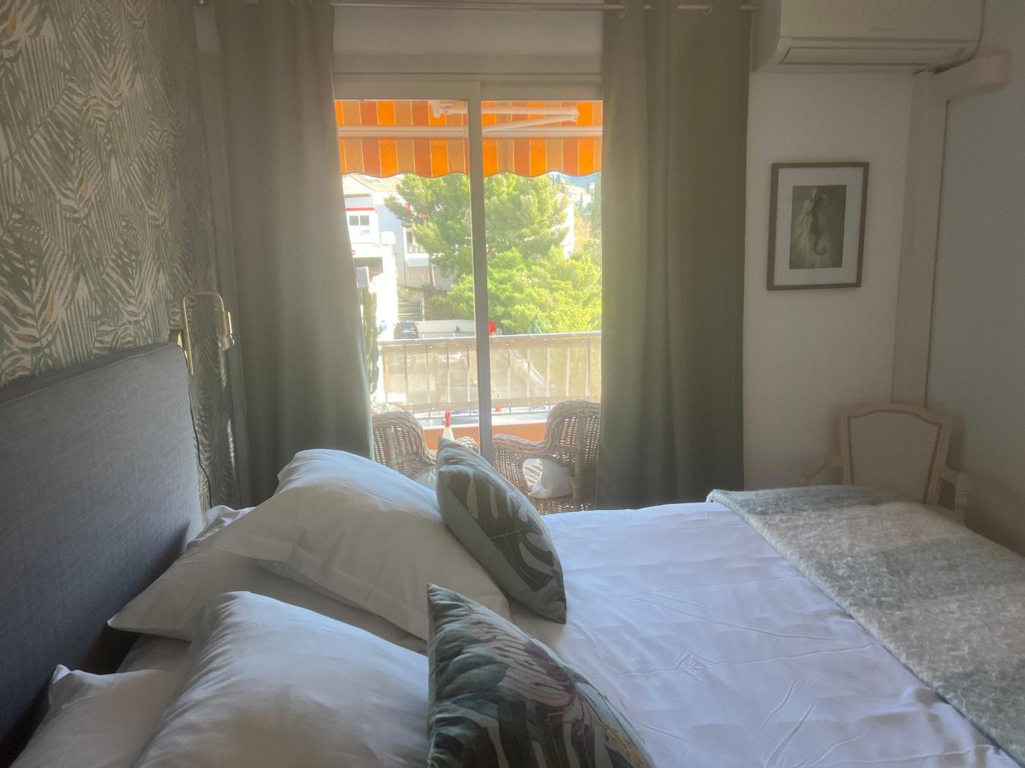 Magnifique Appartement A Cassis,Parking,2 Pas Du Port Exterior photo